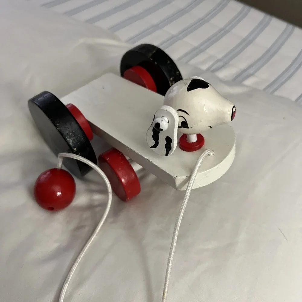 Vintage Black and White Dog‎ Style Wooden Pull Toy